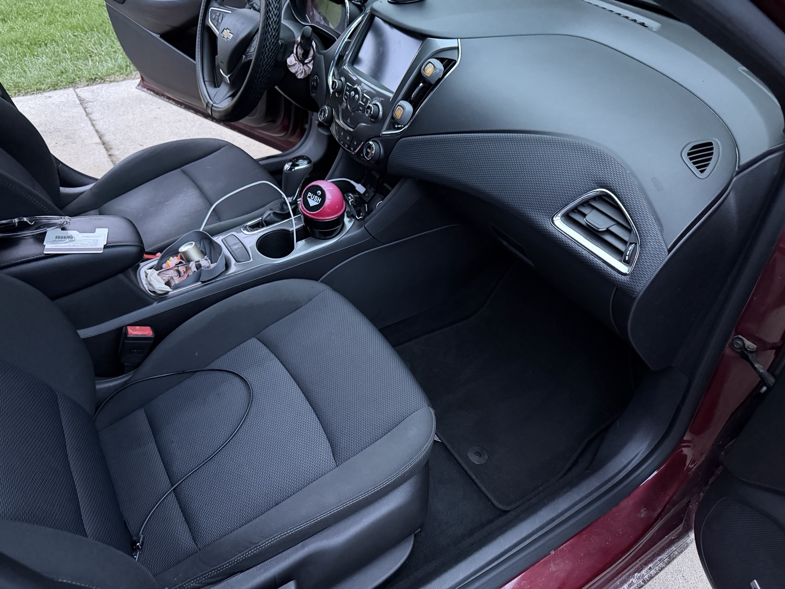 Chevrolet Cruze front cabin after interior detailing