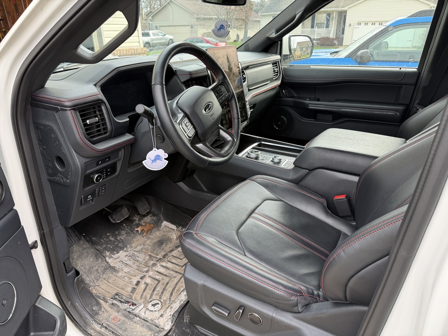 Ford Expedition driver area before interior detailing