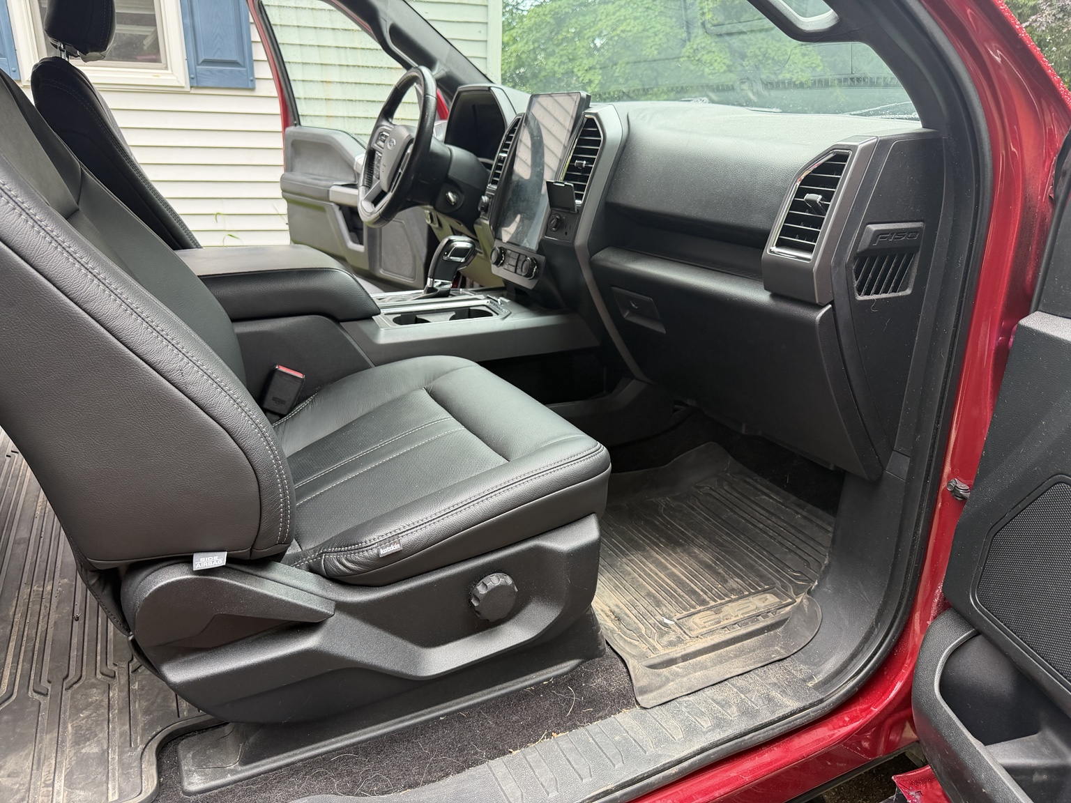 Ford F-150 passenger area before interior detailing